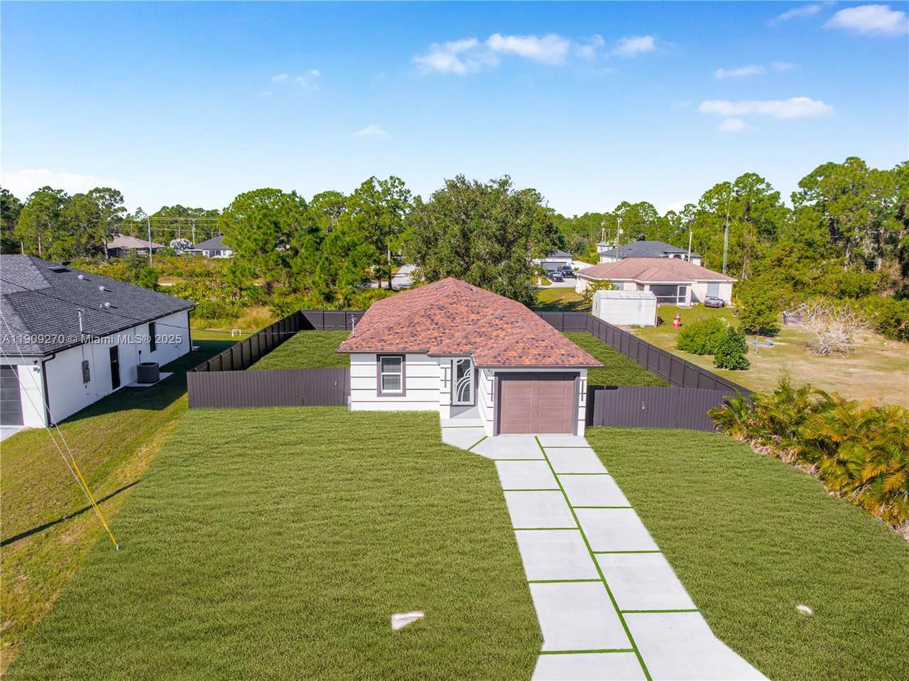 616 Parker Ave - Photo 1