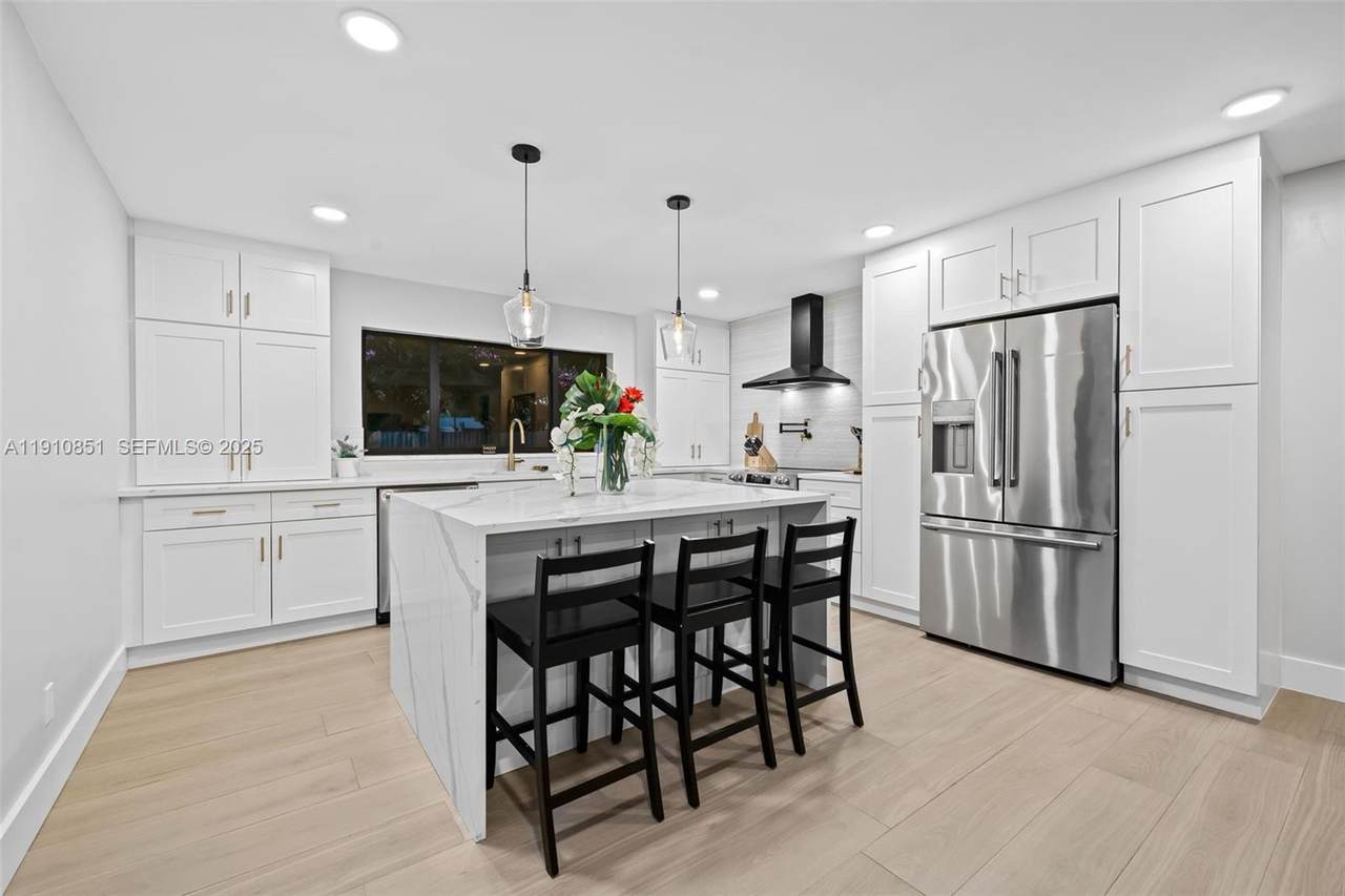 329 18th Avenue - Photo 1