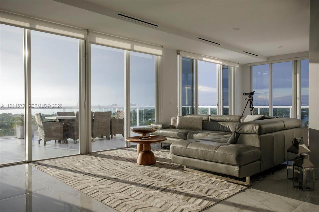 5001 Collins Ave - Photo 1