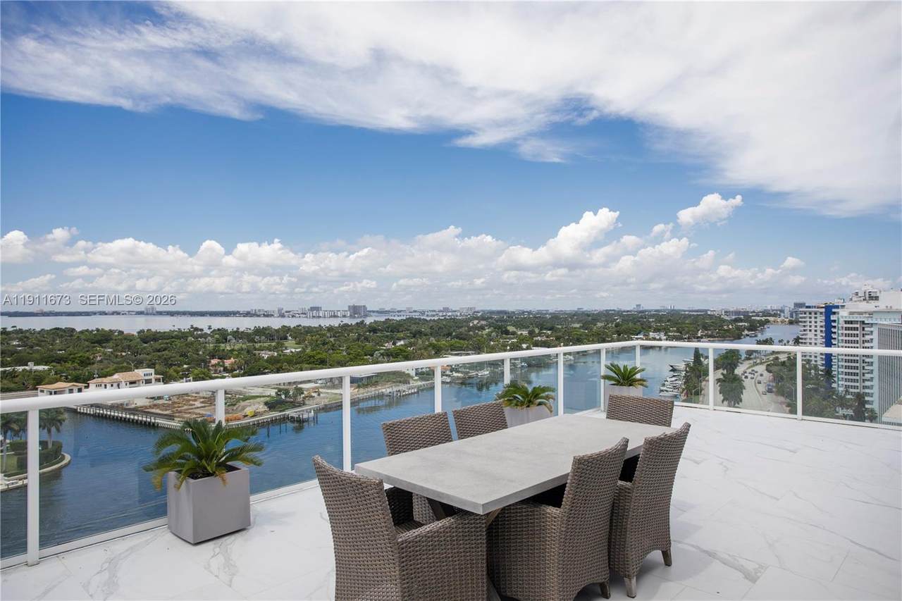 https://bt-photos.global.ssl.fastly.net/miami/1280_boomver_2_A11911673-2.jpg