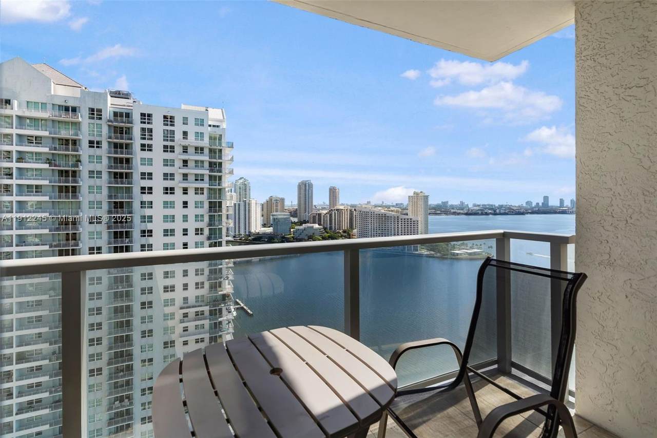 https://bt-photos.global.ssl.fastly.net/miami/1280_boomver_2_A11912245-2.jpg