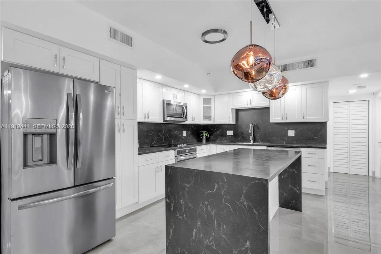 355 Poinciana Dr - Photo 1