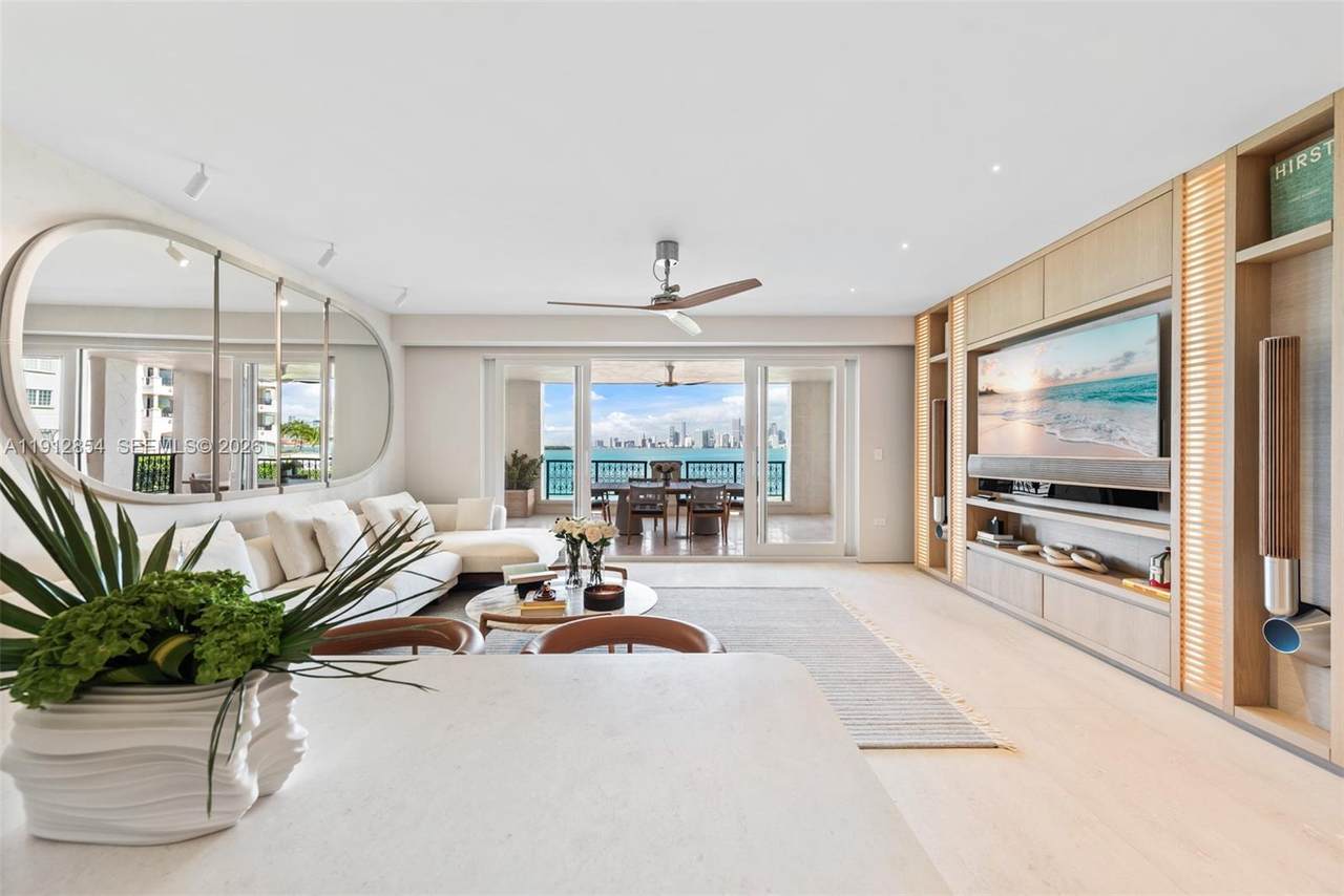 4922 Fisher Island Dr - Photo 1