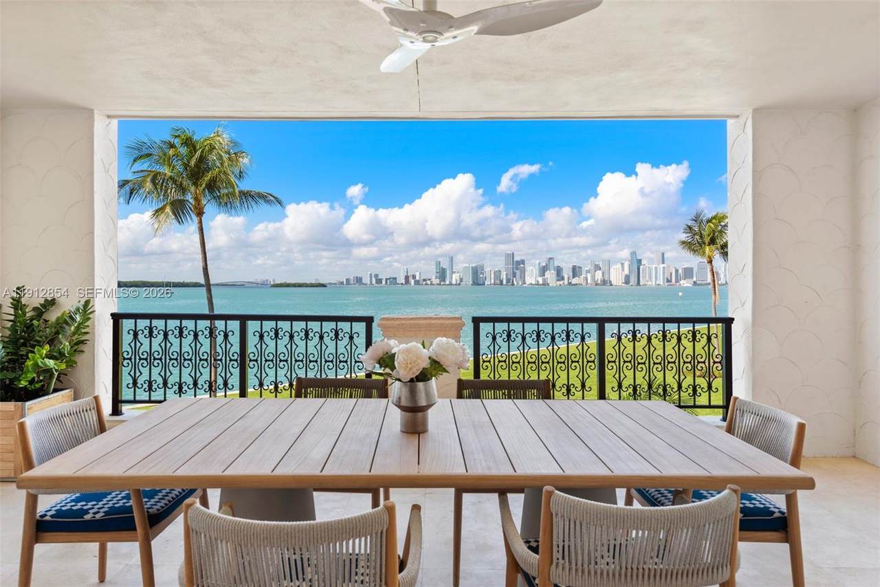 https://bt-photos.global.ssl.fastly.net/miami/1280_boomver_2_A11912854-2.jpg