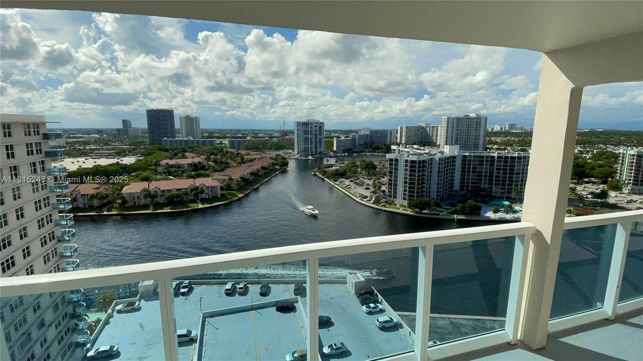 https://bt-photos.global.ssl.fastly.net/miami/orig_boomver_1_A11915243-2.jpg