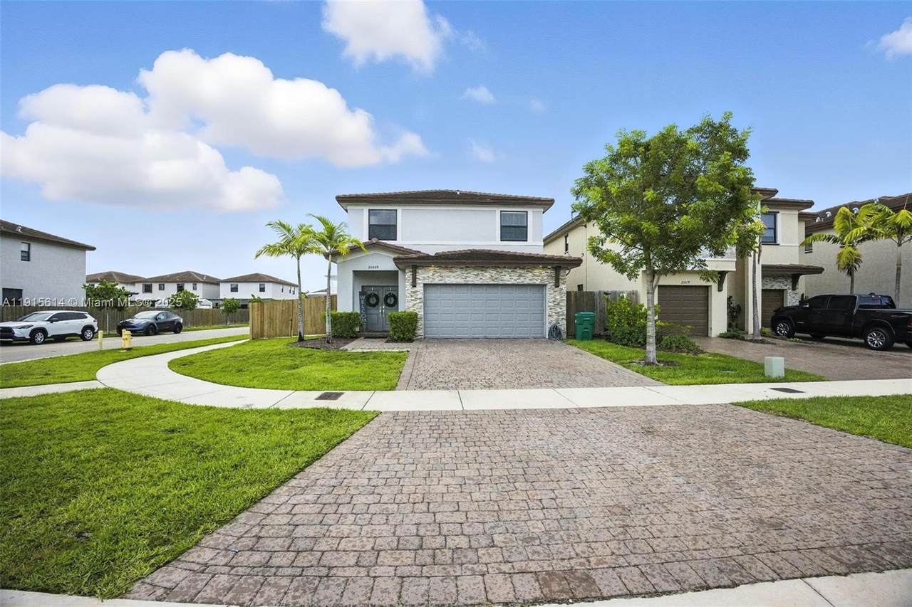 25009 108th Ave - Photo 1