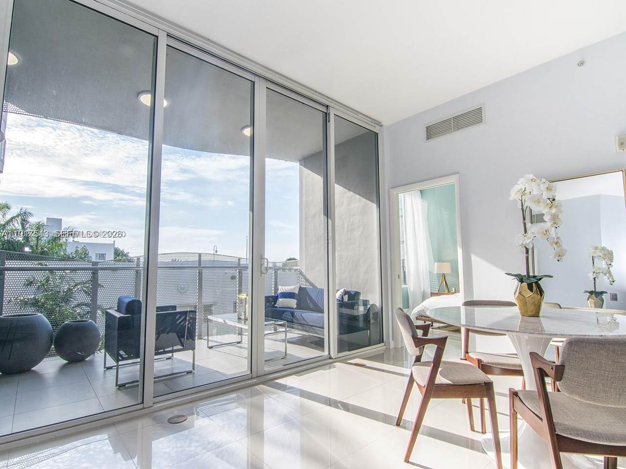 2100 Park Ave - Photo 1