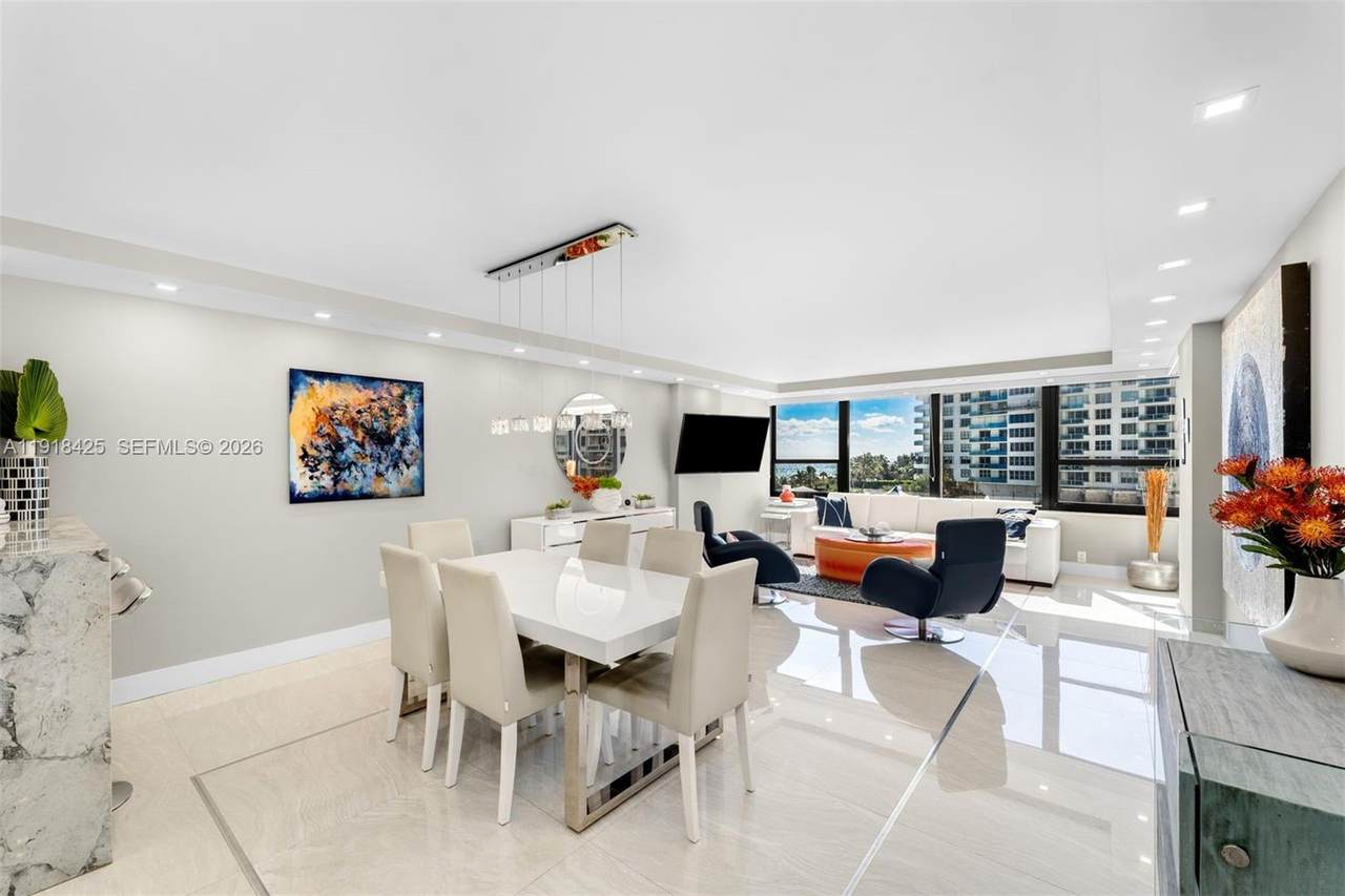 5225 Collins Ave - Photo 1