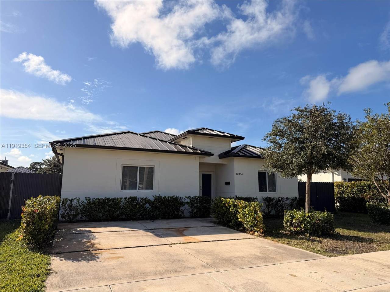 17334 303rd St - Photo 1