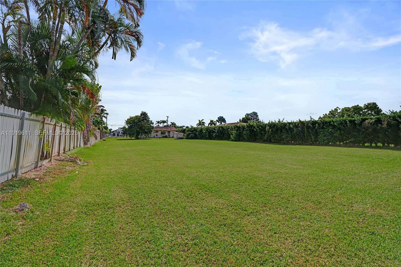 https://bt-photos.global.ssl.fastly.net/miami/1280_boomver_2_A11919611-2.jpg