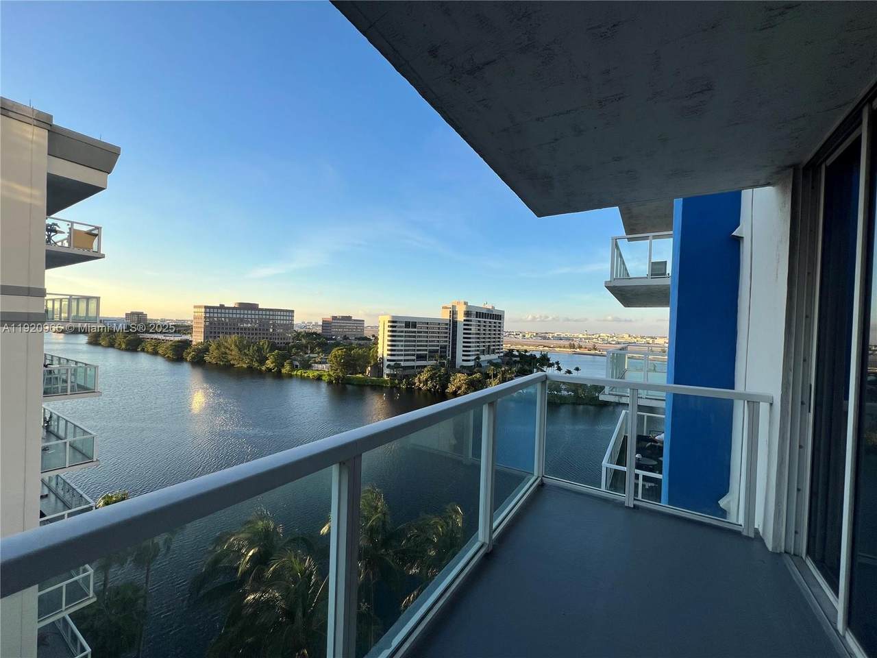 5085 7th St - Photo 1