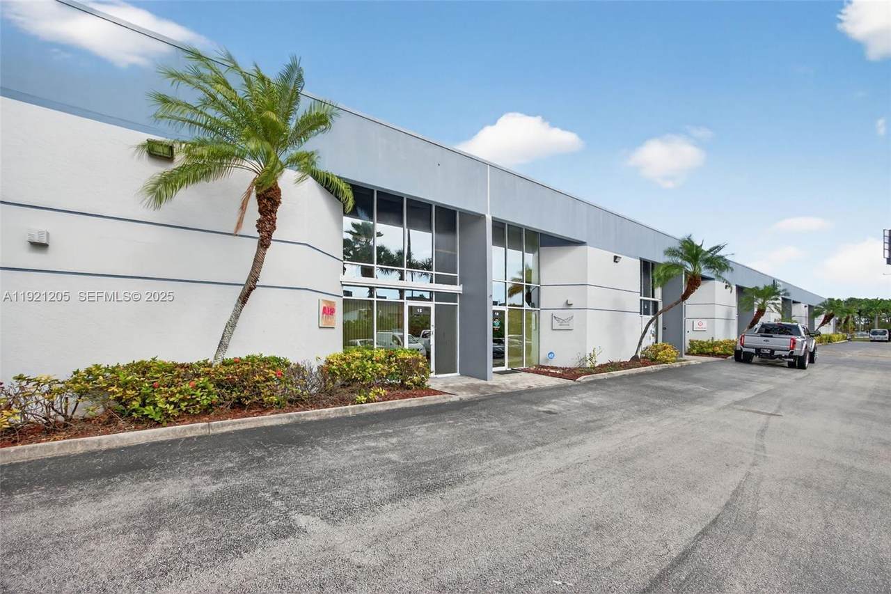 16155 117th Ave - Photo 1