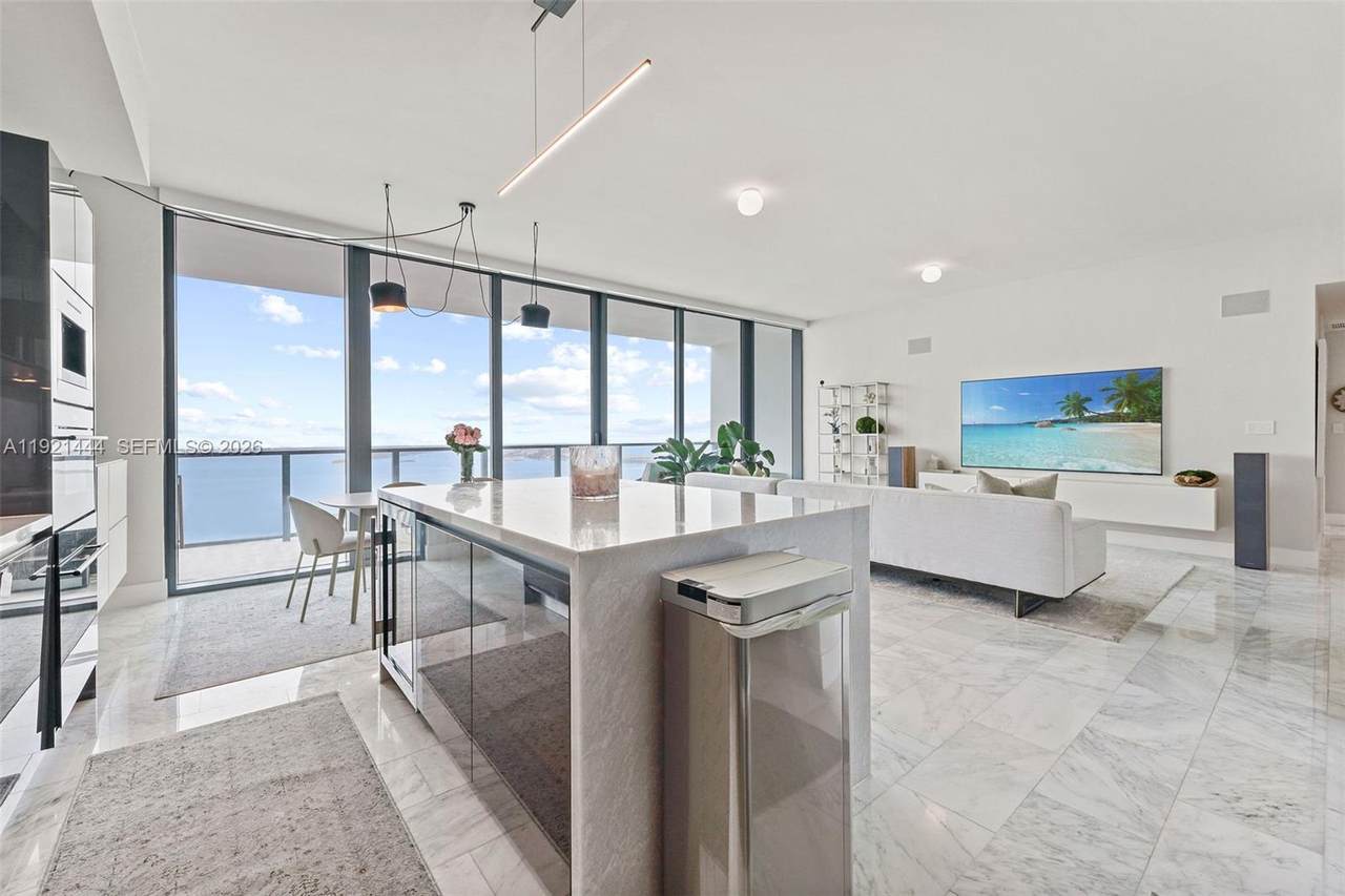 1451 Brickell Ave - Photo 1