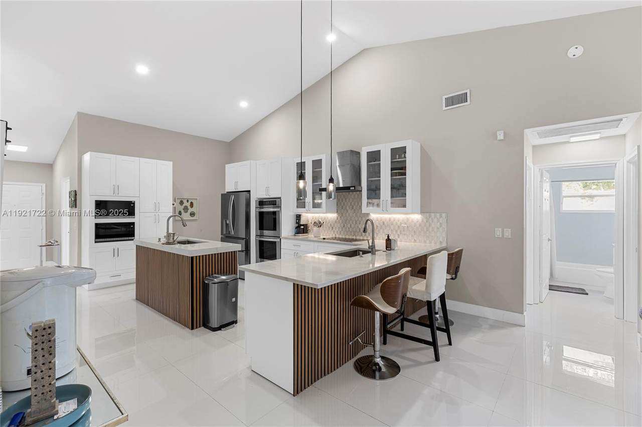 19648 Back Nine Dr - Photo 1