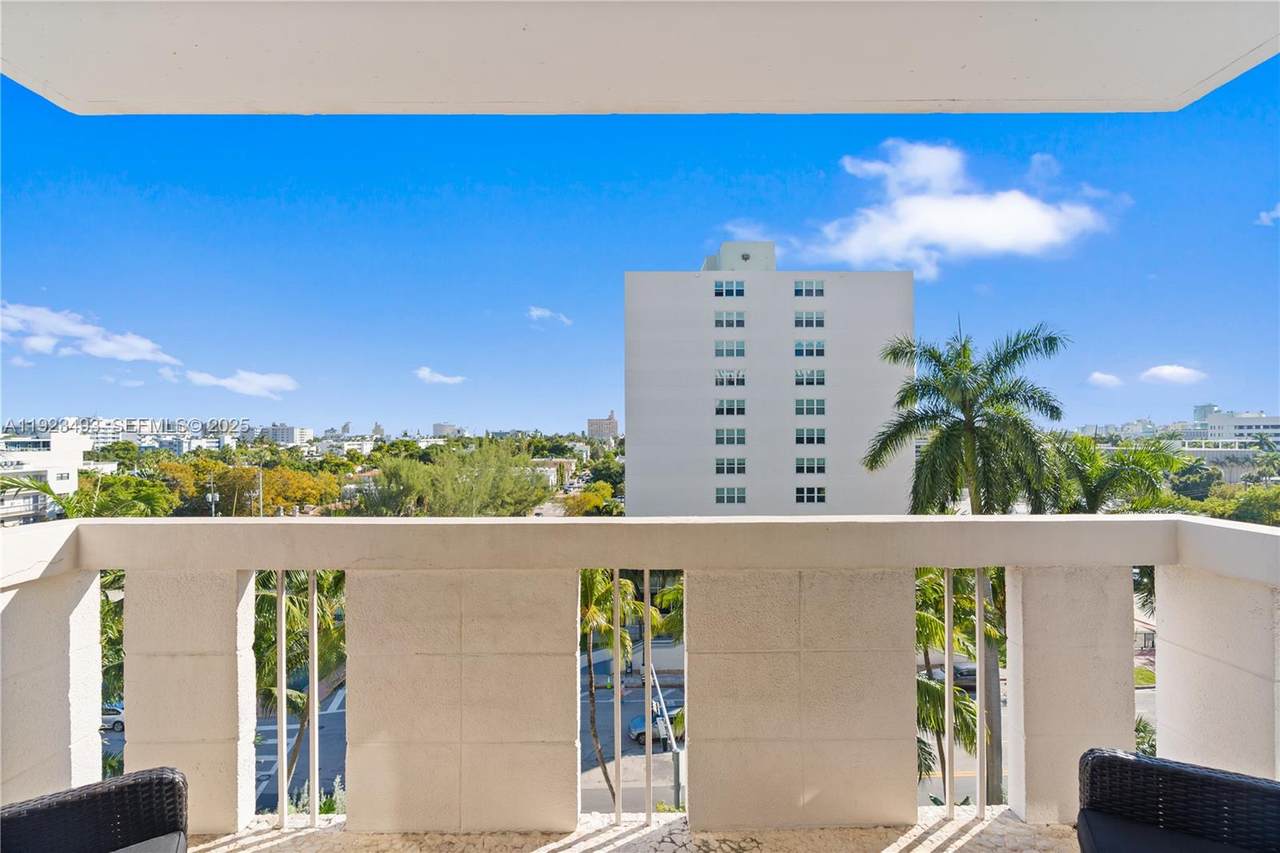 https://bt-photos.global.ssl.fastly.net/miami/orig_boomver_1_A11923493-2.jpg