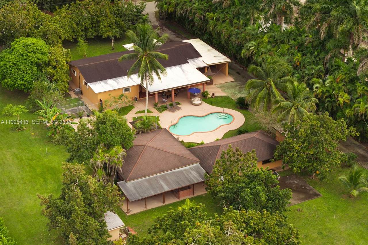 20450 198th Ave - Photo 1