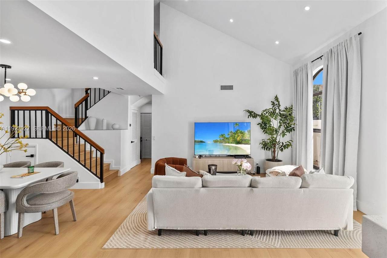 21216 Harbor Way - Photo 1