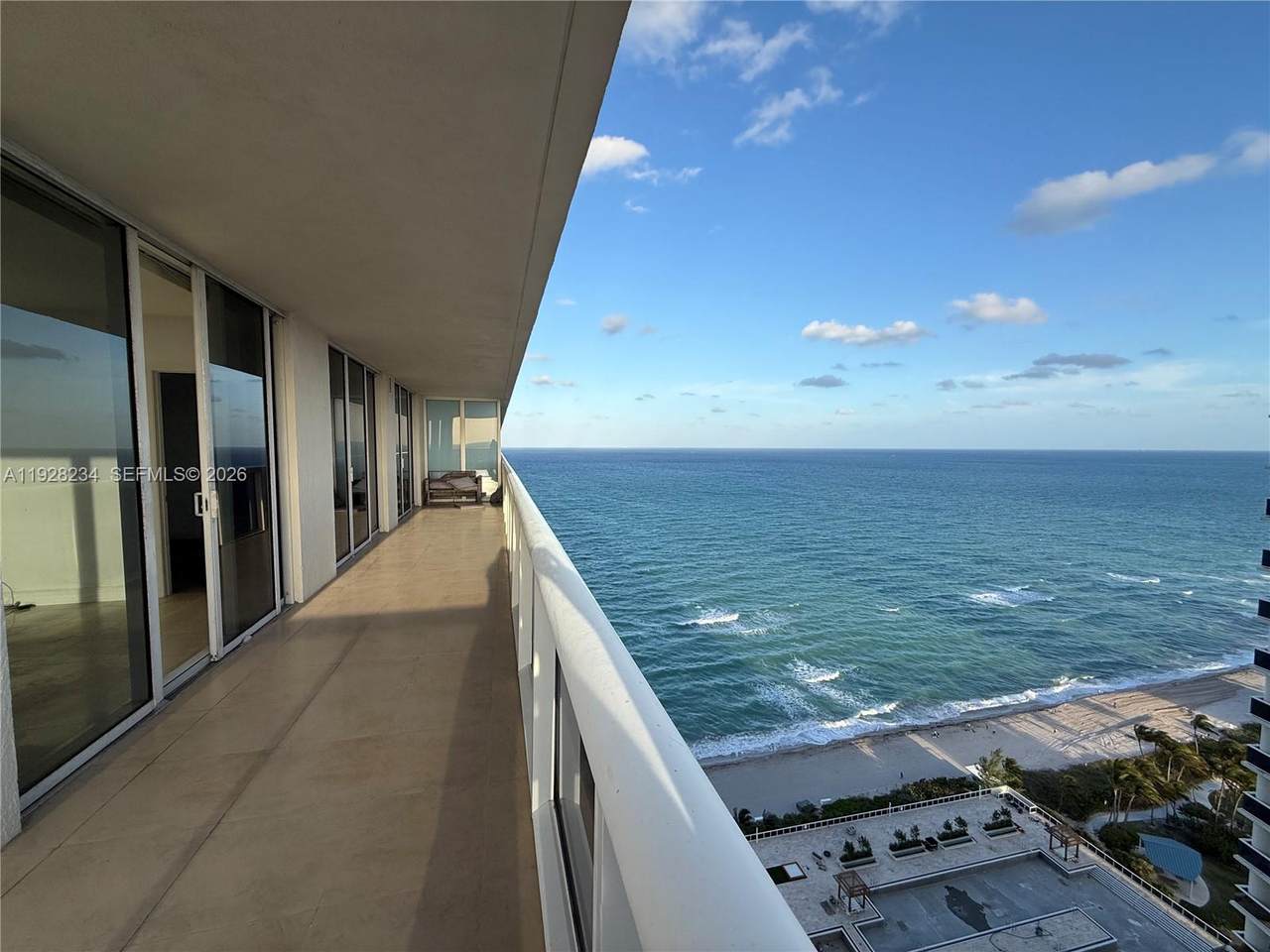 1830 Ocean Dr - Photo 1