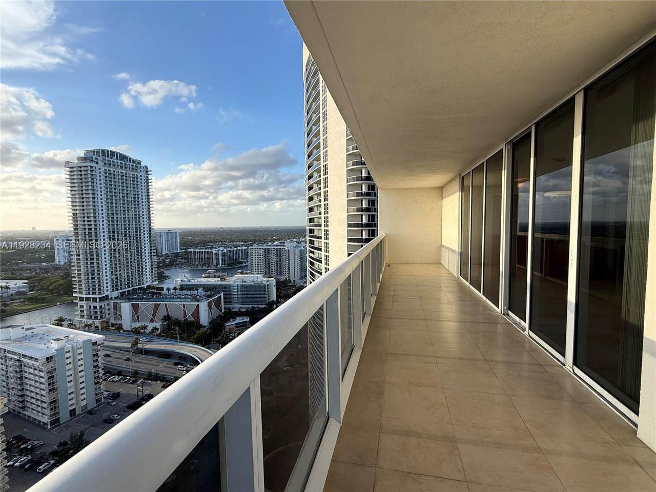 https://bt-photos.global.ssl.fastly.net/miami/1280_boomver_2_A11928234-2.jpg