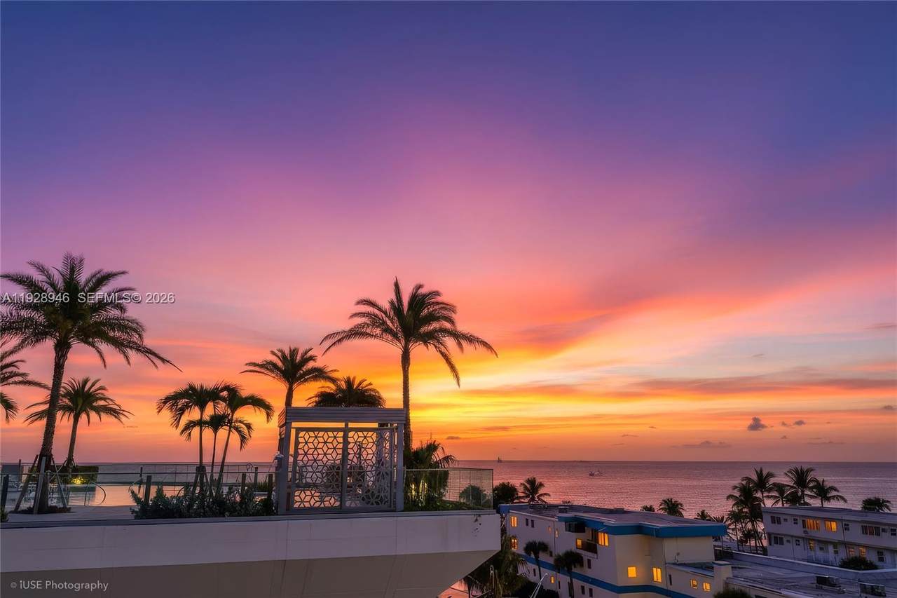 153 Seabreeze Blvd - Photo 1