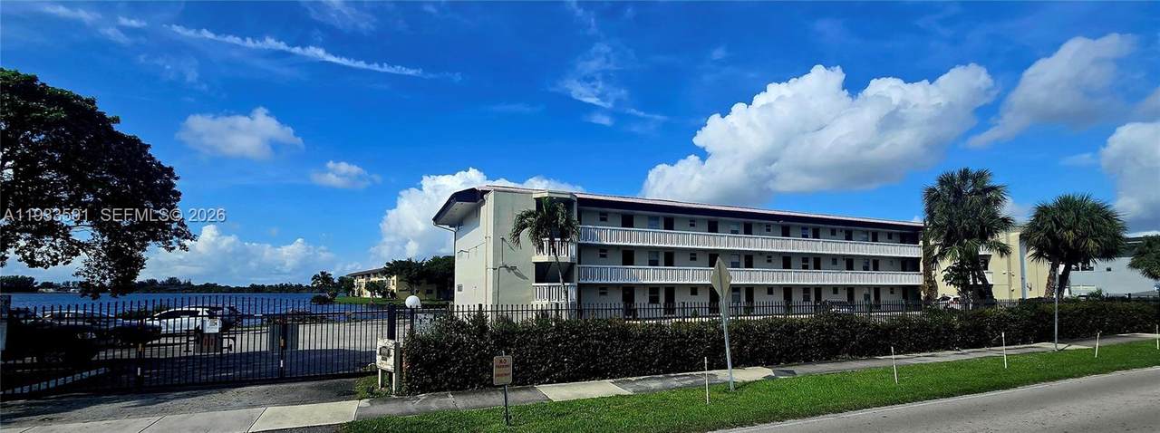 18900 14th Ave - Photo 1