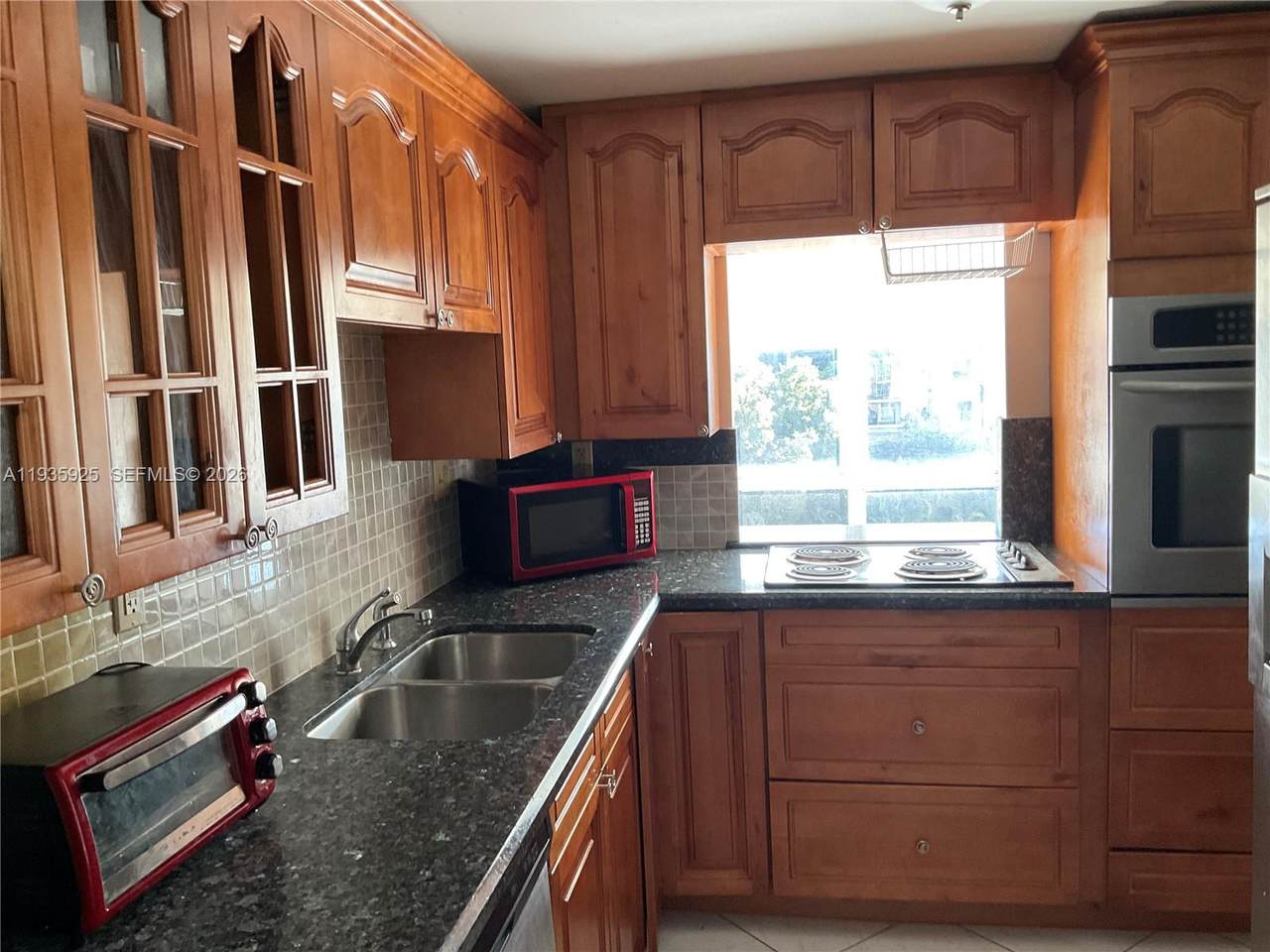 200 172nd St - Photo 1