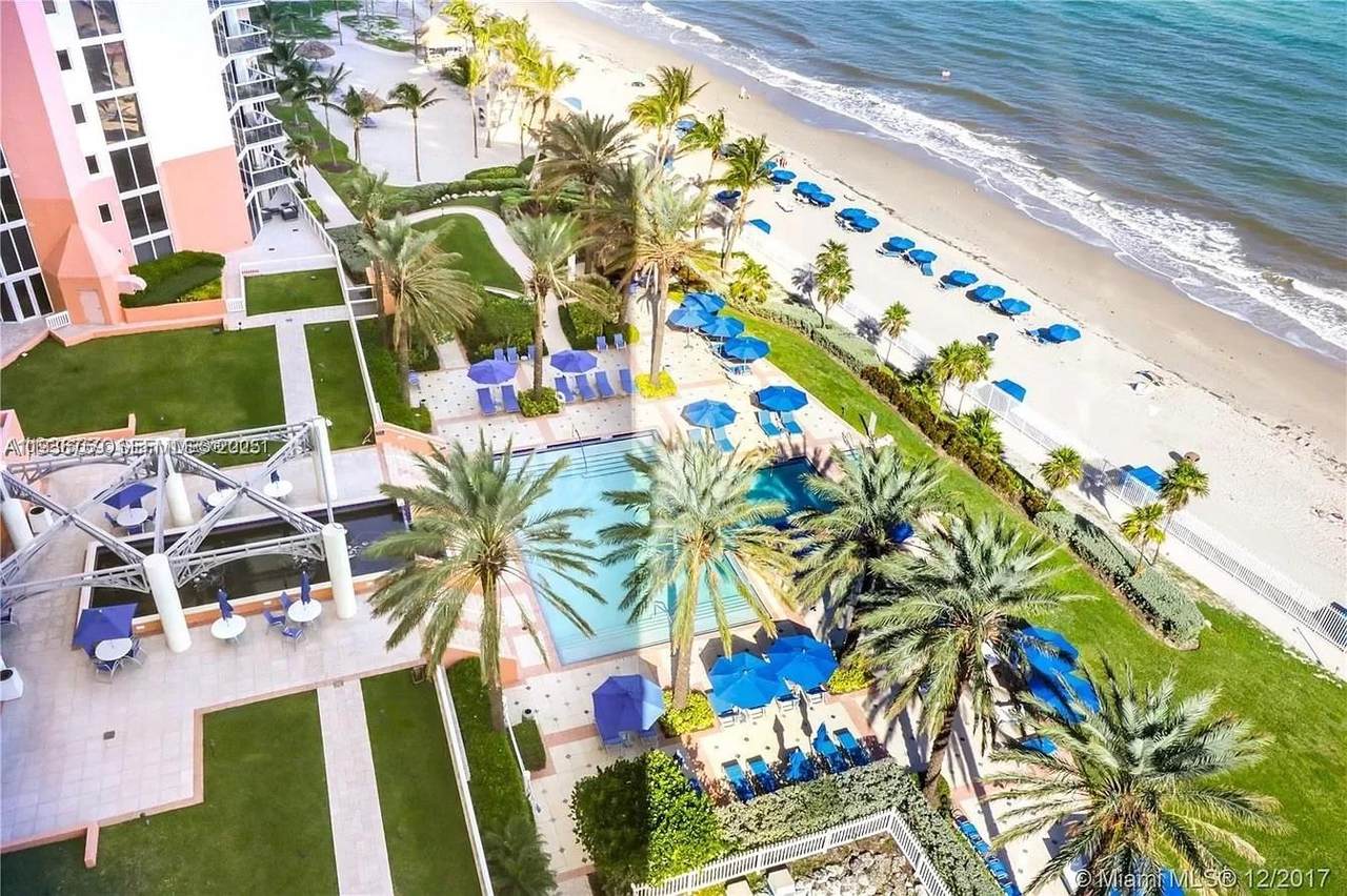19333 Collins Ave - Photo 1