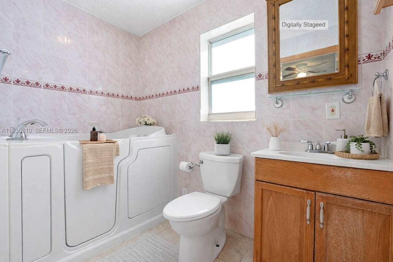 5010 51st St - Photo 1