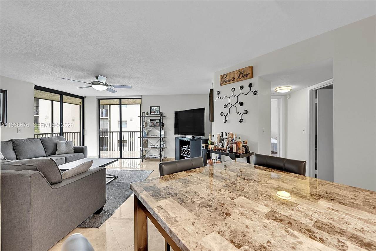 10501 Broward Blvd - Photo 1