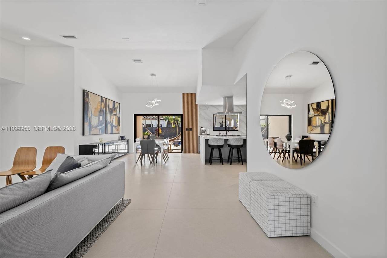 7910 169th Ter - Photo 1