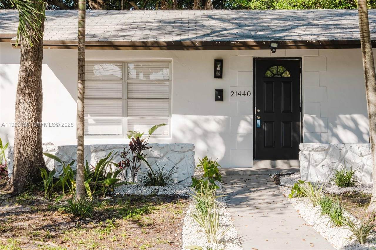 21440 Miami Ave - Photo 1