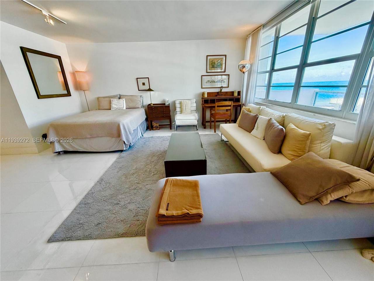 100 Lincoln Rd - Photo 1