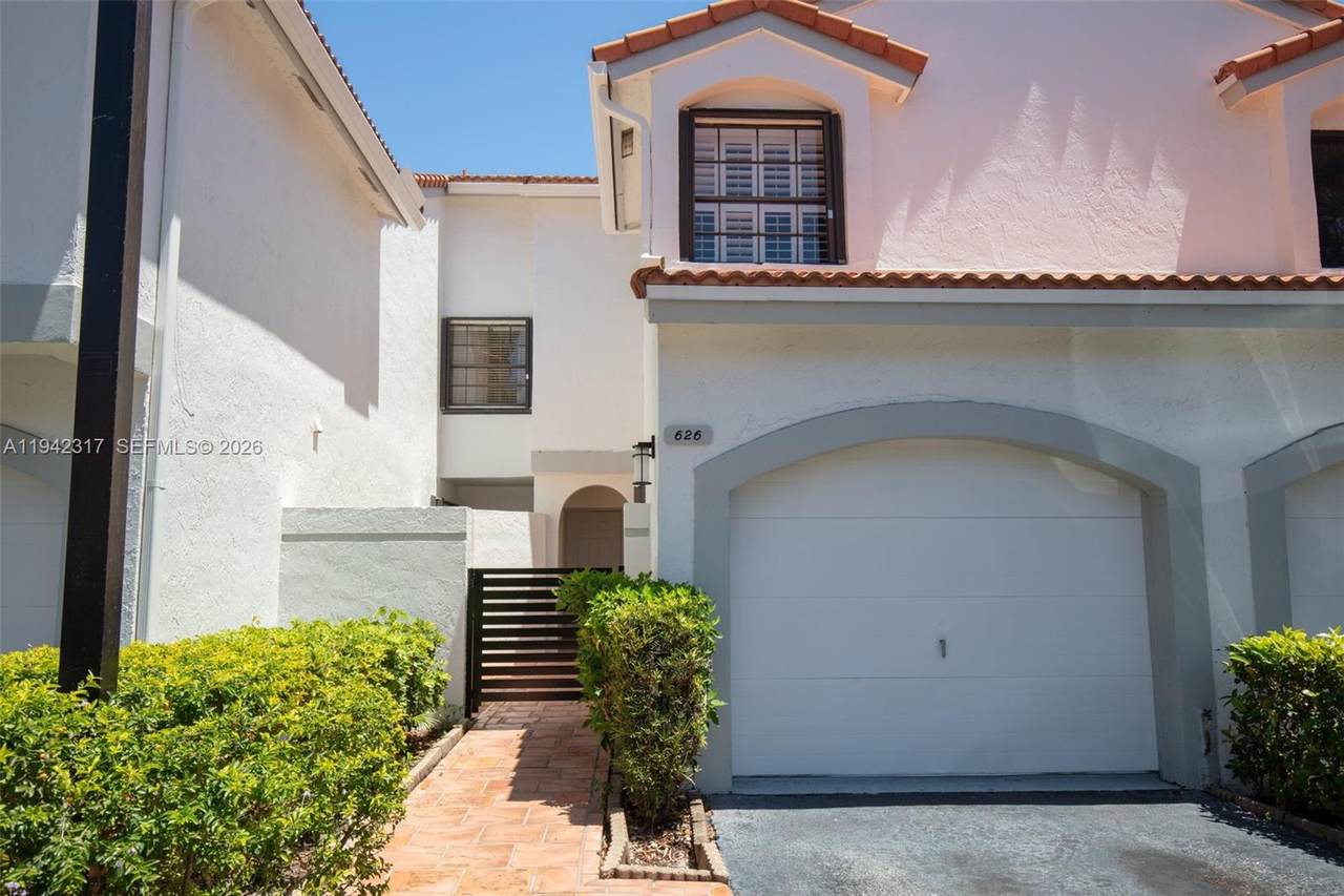 3525 Magellan Cir - Photo 1