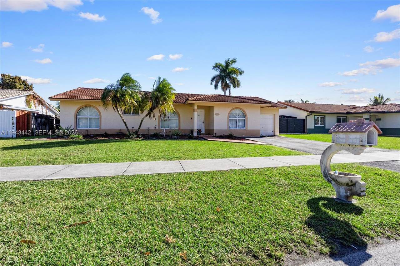 20235 132nd Ave - Photo 1