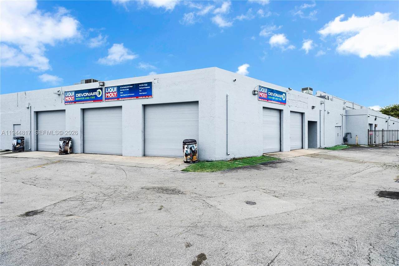 12225 112th St - Photo 1