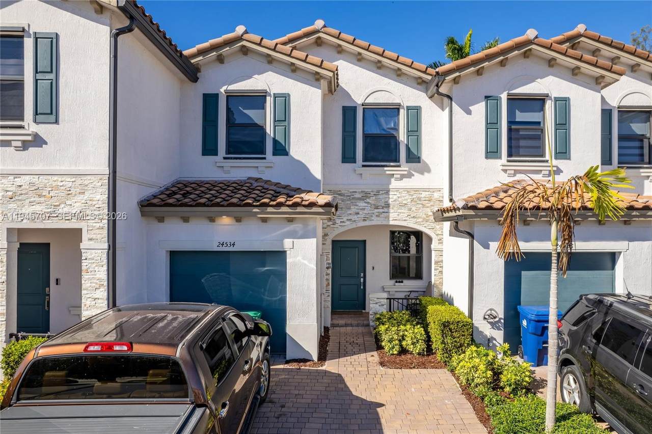 24534 119th Pl - Photo 1