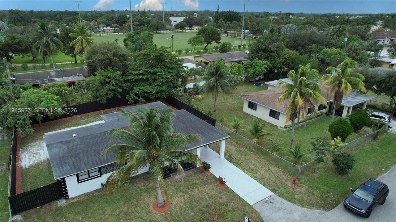 https://bt-photos.global.ssl.fastly.net/miami/1280_boomver_2_A11945927-2.jpg