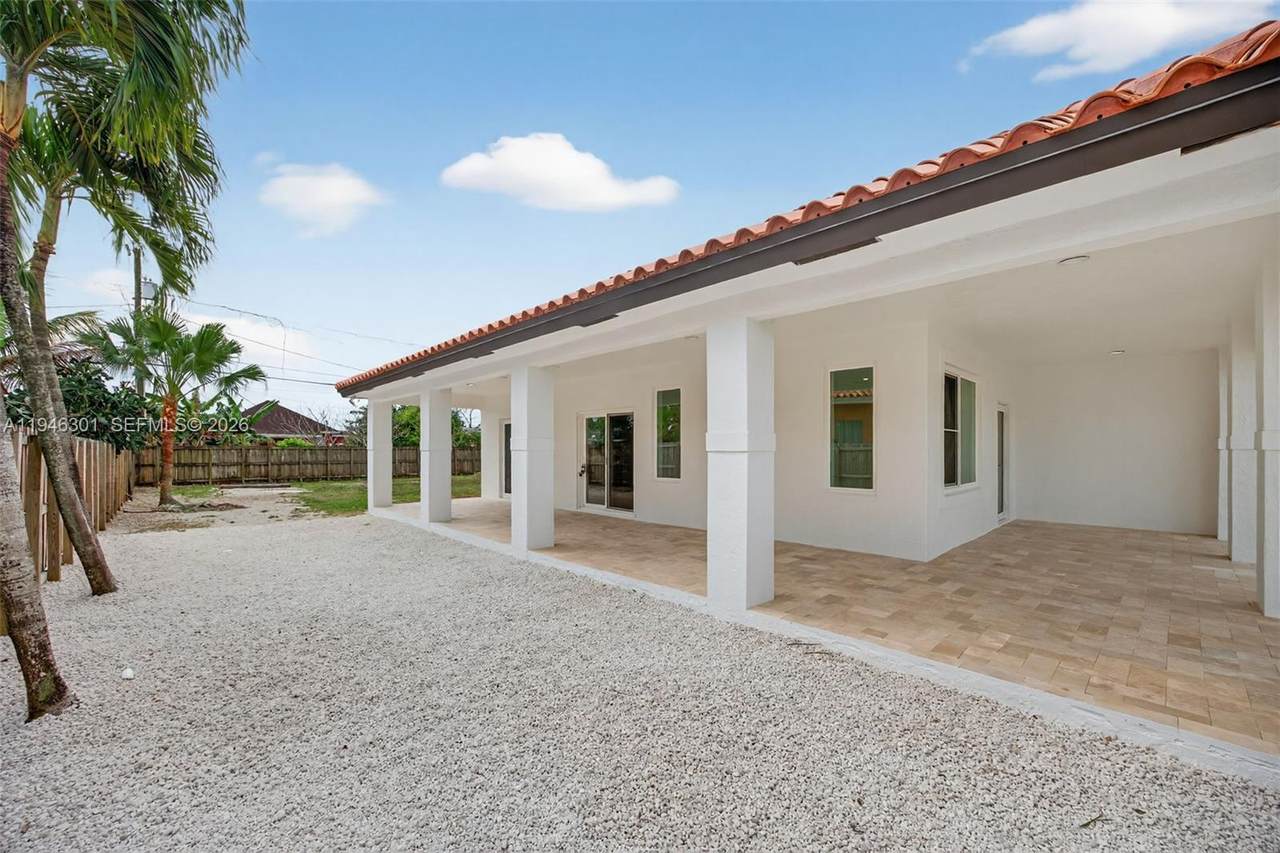 https://bt-photos.global.ssl.fastly.net/miami/1280_boomver_2_A11946301-2.jpg