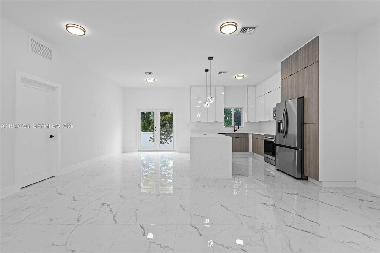 https://bt-photos.global.ssl.fastly.net/miami/1280_boomver_2_A11947595-2.jpg