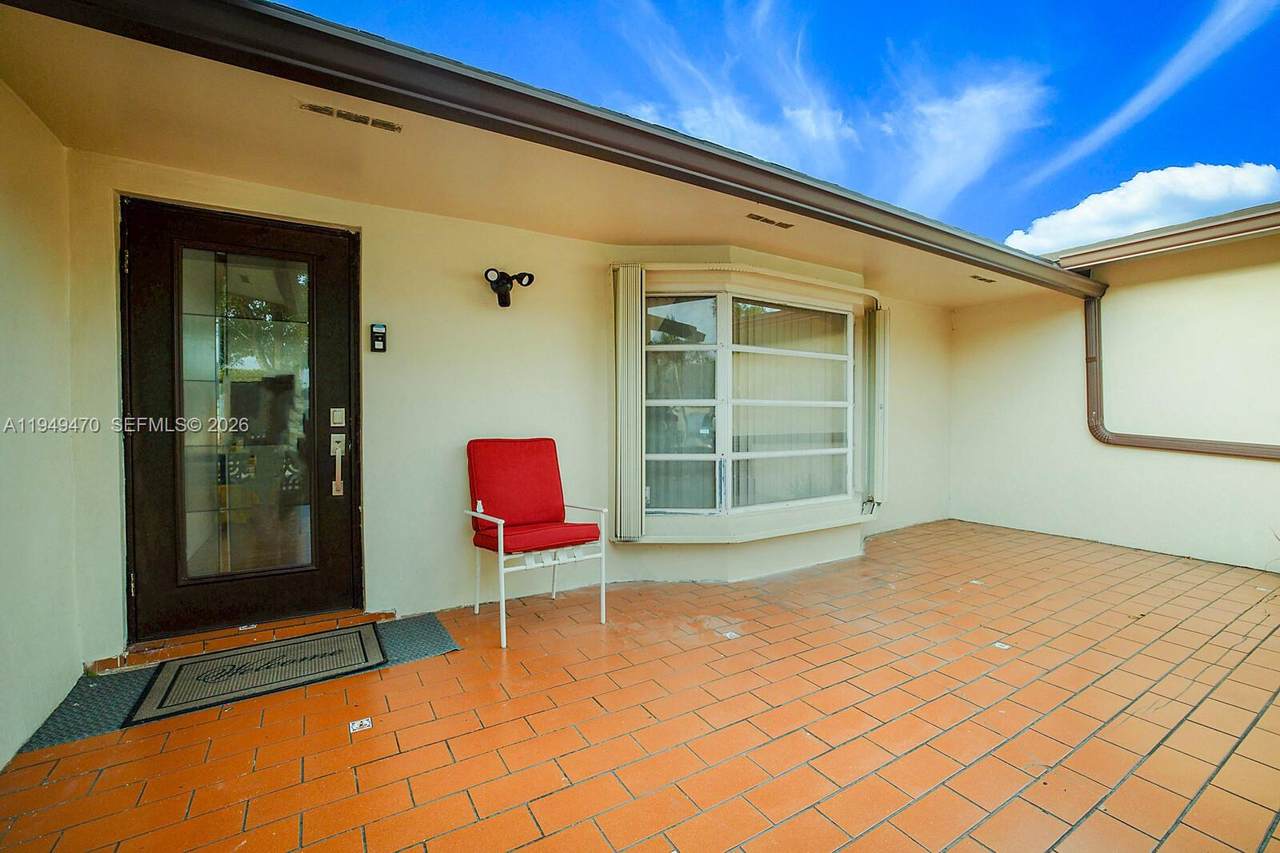 https://bt-photos.global.ssl.fastly.net/miami/1280_boomver_2_A11949470-2.jpg