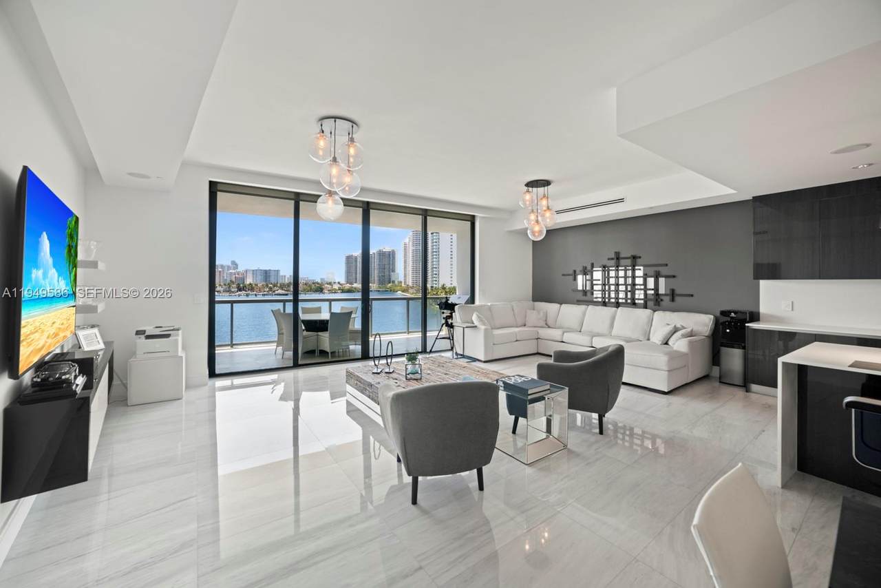 https://bt-photos.global.ssl.fastly.net/miami/1280_boomver_2_A11949586-2.jpg