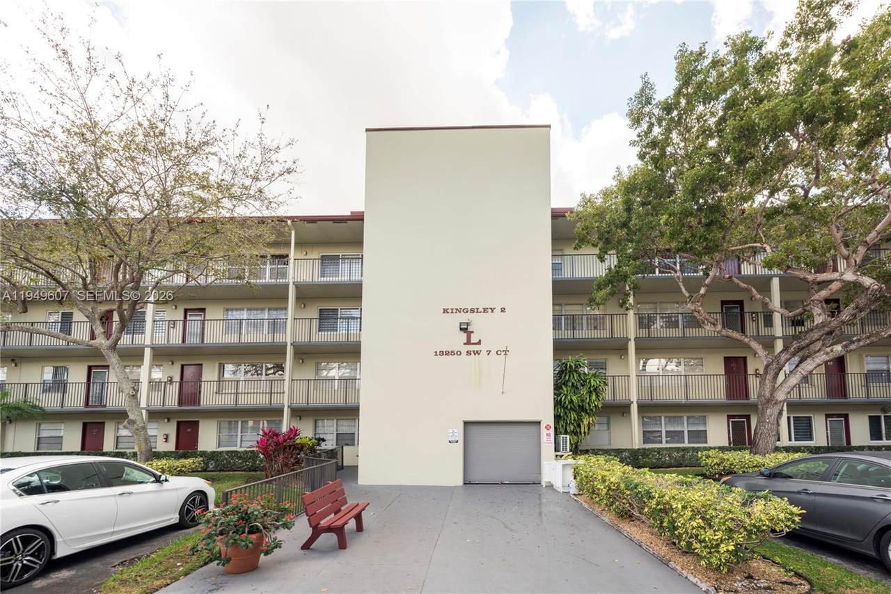 13250 7th Ct - Photo 1