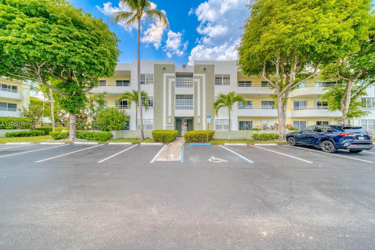 10795 108th Ave - Photo 1