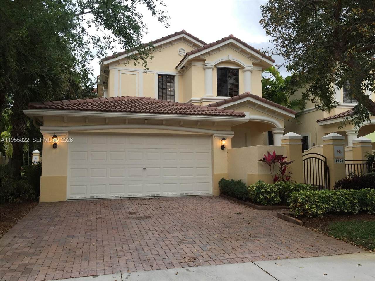 1547 Passion Vine Cir - Photo 1