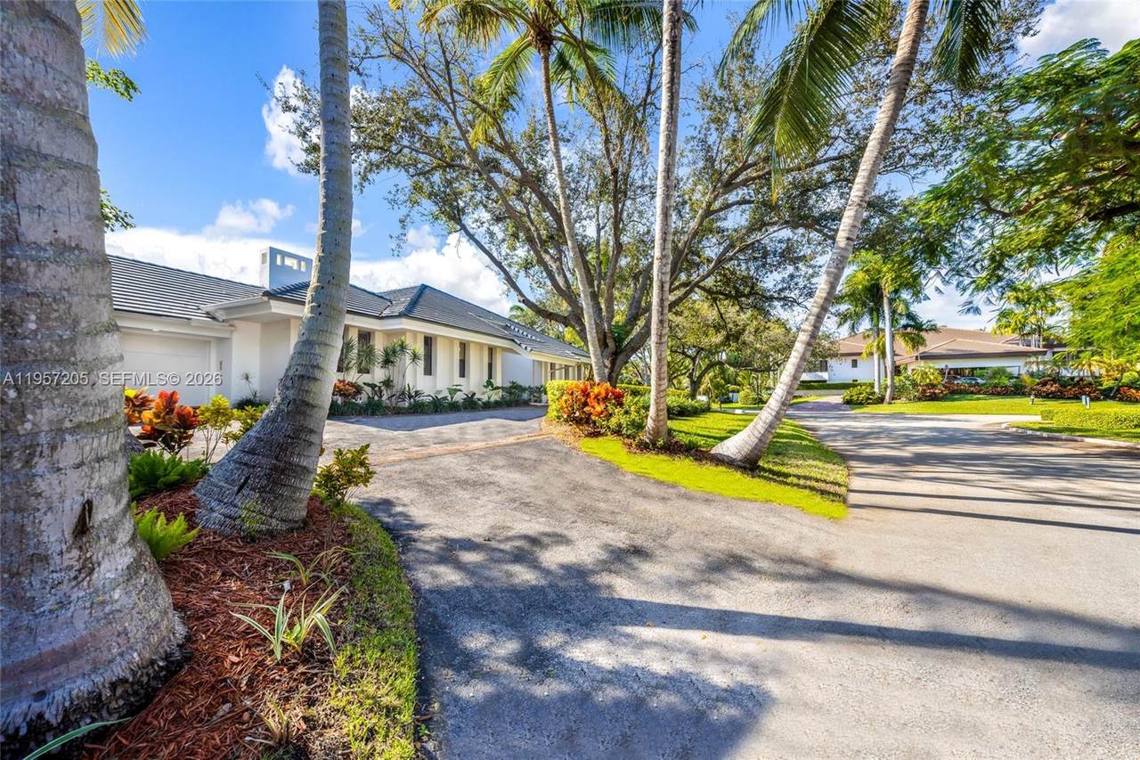 https://bt-photos.global.ssl.fastly.net/miami/1280_boomver_2_A11957205-2.jpg
