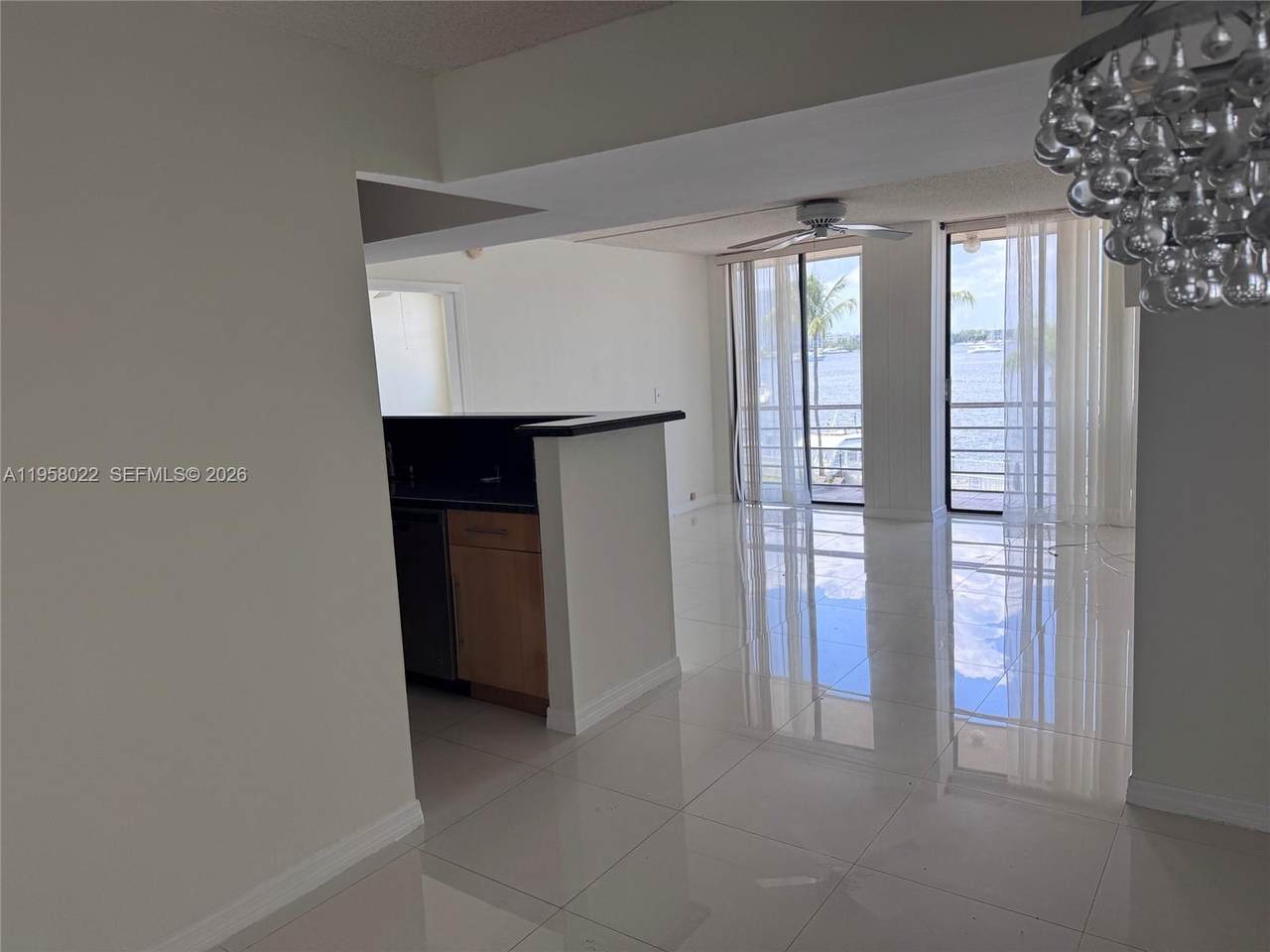2821 Miami Beach Blvd - Photo 1