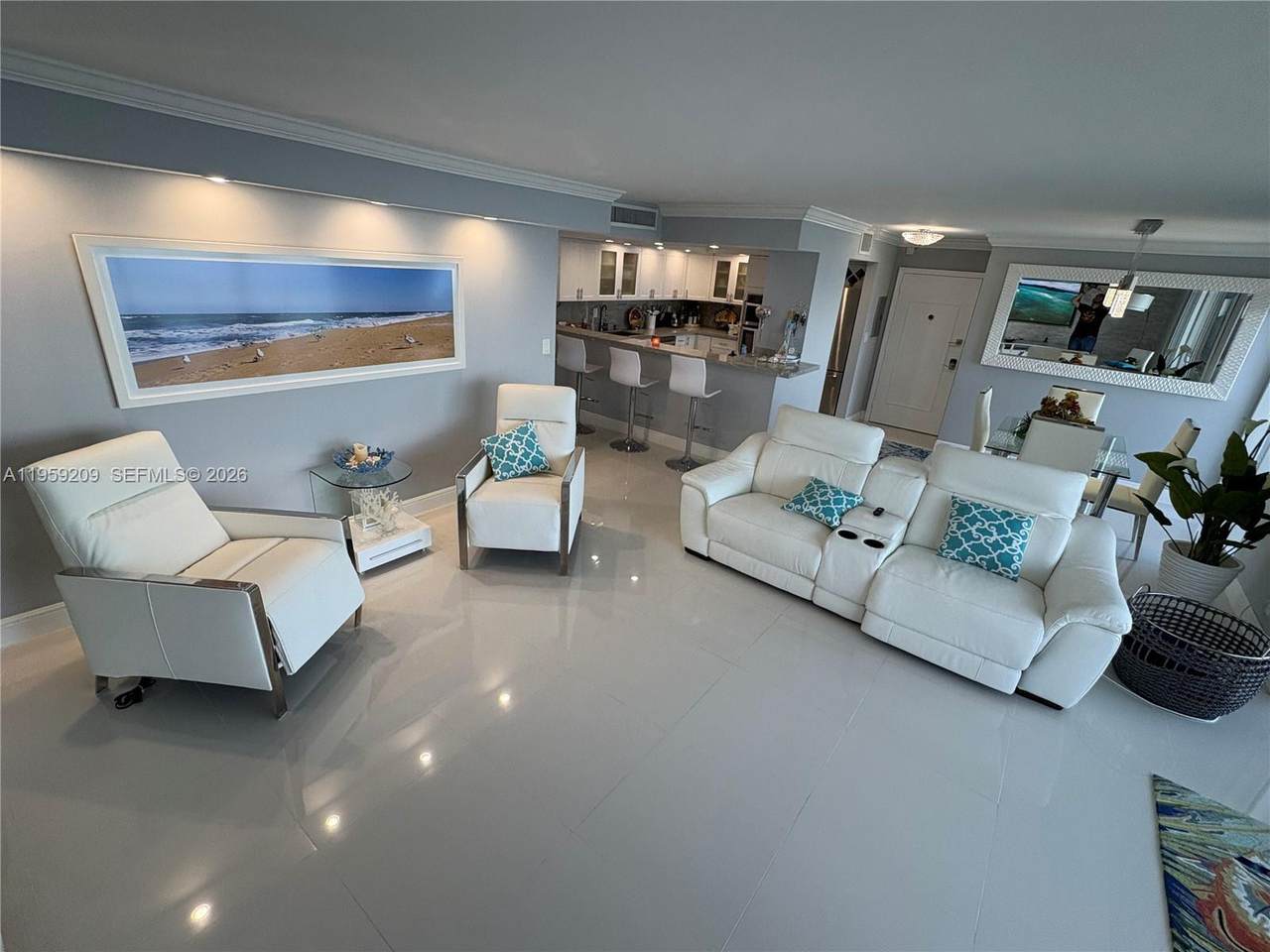 https://bt-photos.global.ssl.fastly.net/miami/1280_boomver_1_A11959209-2.jpg