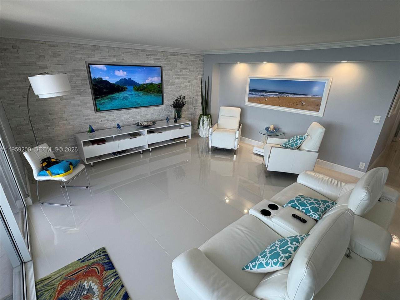 https://bt-photos.global.ssl.fastly.net/miami/1280_boomver_1_A11959209-2.jpg