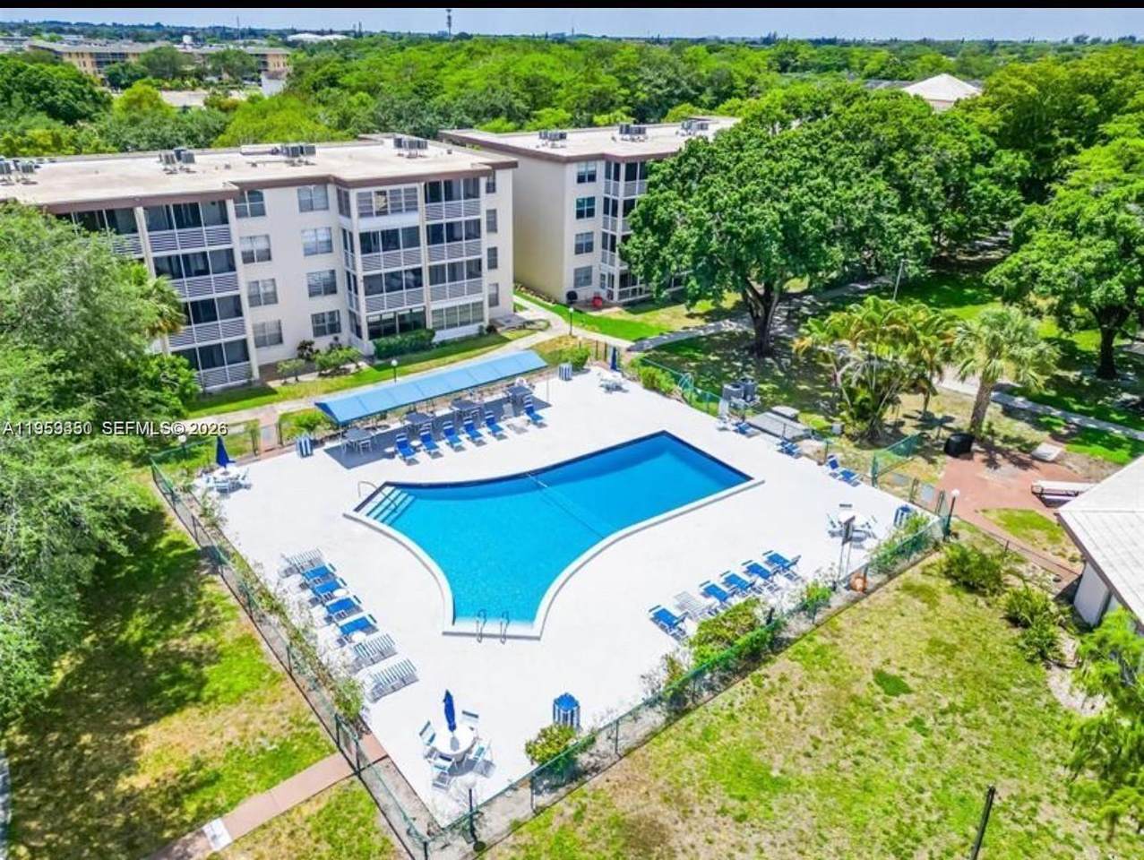 https://bt-photos.global.ssl.fastly.net/miami/1280_boomver_2_A11959350-2.jpg