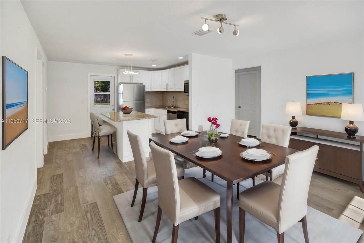 2311 Fletcher St - Photo 1